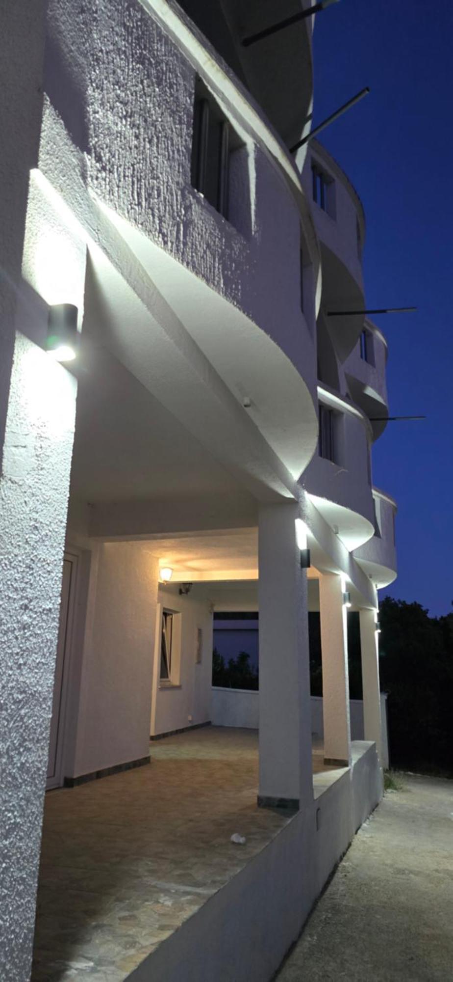 Villa Miki Utjeha Bagian luar foto